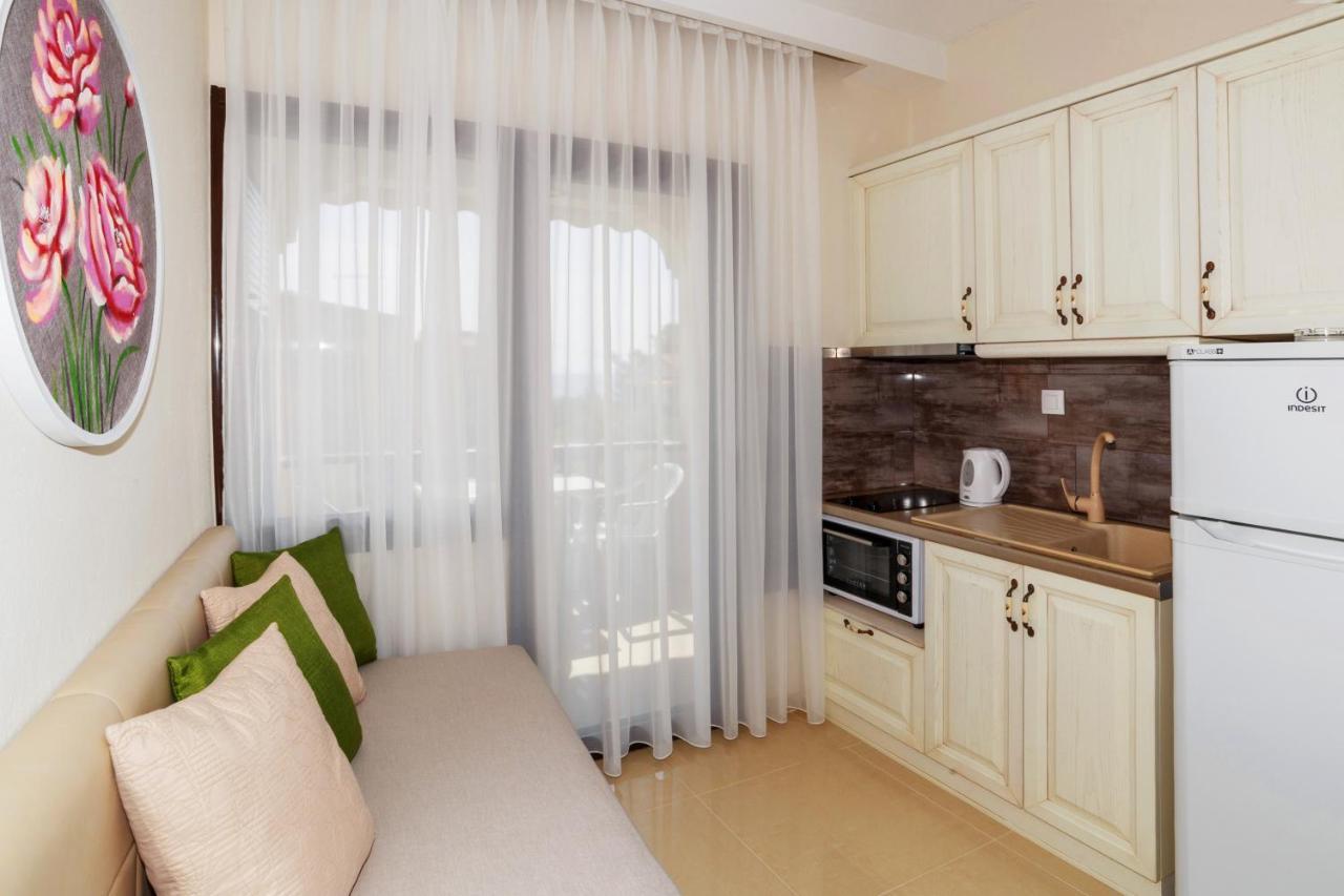 Apartments Kassandrinos-Maria Nikiti  Esterno foto